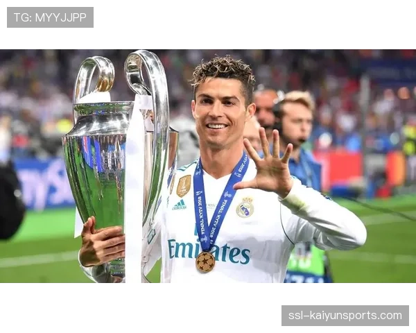 法国球星姆巴佩评价C罗：皇马标杆地位无可争议