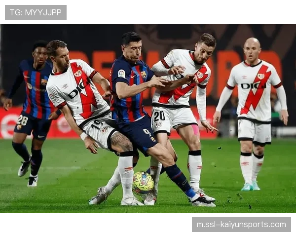 赫塔费5-4-1防守体系失球39球，与冠军巴萨数据相当